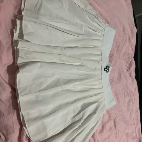 Aritzia TNA Movetech™ Tennis Pro Micro Skirt - Picture 5 of 8